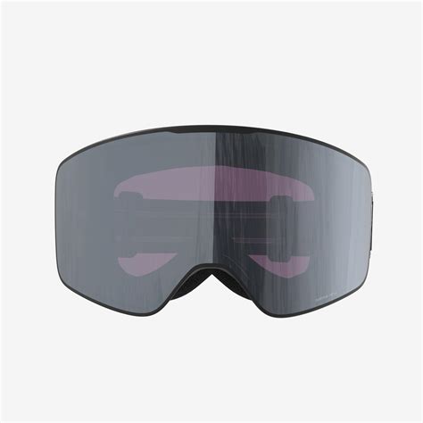 vaikų ir suaugusiųjų sauskelnių asortimentas