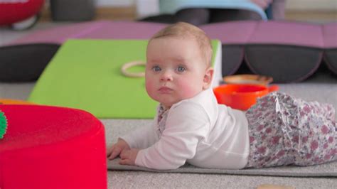 kūdikio vystymosi etapas