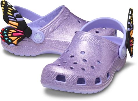 Lentelė: Vaikiškų Crocs klumpių modelių palyginimas