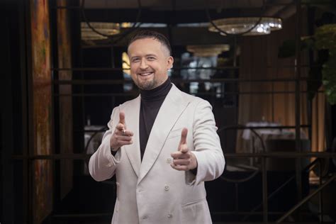 Mantas Katleris su komanda restorane