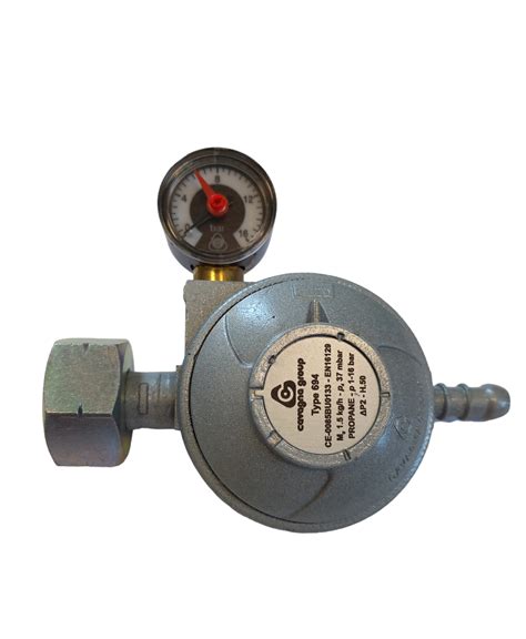 Buitinis dujų reduktorius su manometru