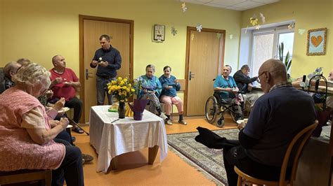 Jubiliatų šventė Miroslavo globos namuose