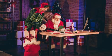 Kalėdų Senelis ir nykštukai