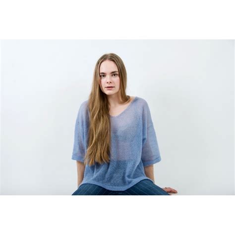 Kūdikio megztukas iš švelnių siūlų