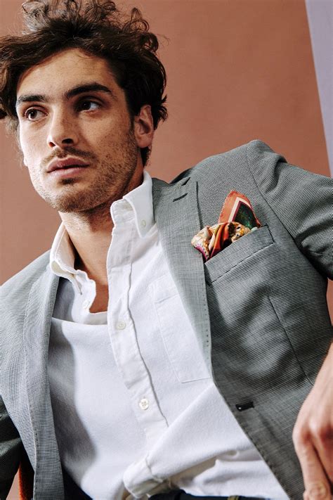 skirtingi kombinezonų ir vokelių modeliai