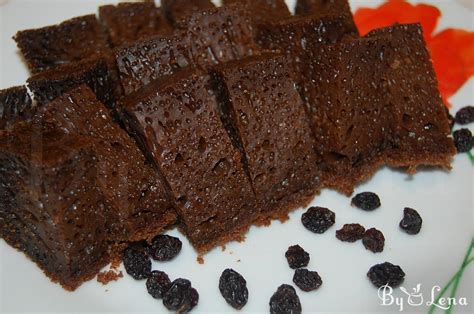 Cross-section of Baba Neagra showing its porous texture