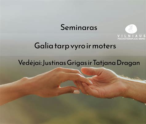 Moters ir vyro rankos, laikomos kartu, simbolizuojančios intymumą ir švelnumą.