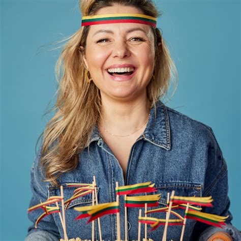 IVF laboratorijos aplinka su Petri lėkštelėmis