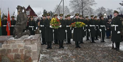 Istorinė nuotrauka: Lietuvos partizanų susitikimas
