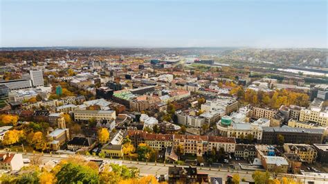 Tarpukario Kauno gatvės panorama