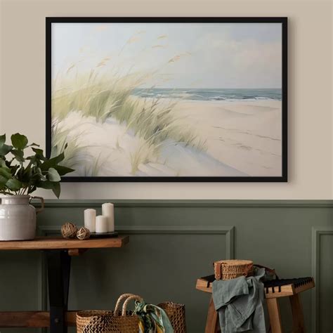 Vėjuota pakrantė su bangomis