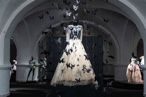 Drugelio motyvas Agnės Kuzmickaitės kolekcijose