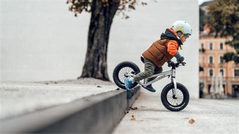 vaikiškų dviračių parduotuvė