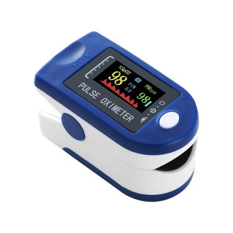 Pulso oksimetras tvirtinamas ant naujagimio piršto