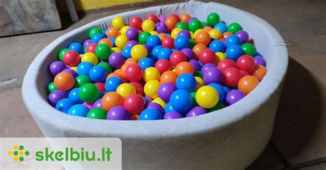 vaikų darželio kamuoliukų baseinas
