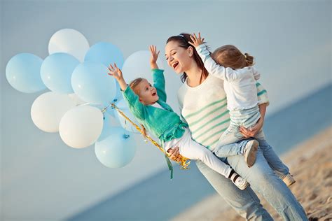 Žmonės, bendraujantys su vaikais