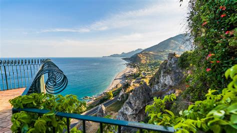 Vaizdas į Taorminos kurortą Sicilijoje