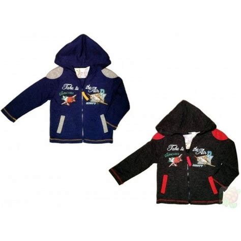 įvairūs megztiniai ir džemperiai kūdikiams