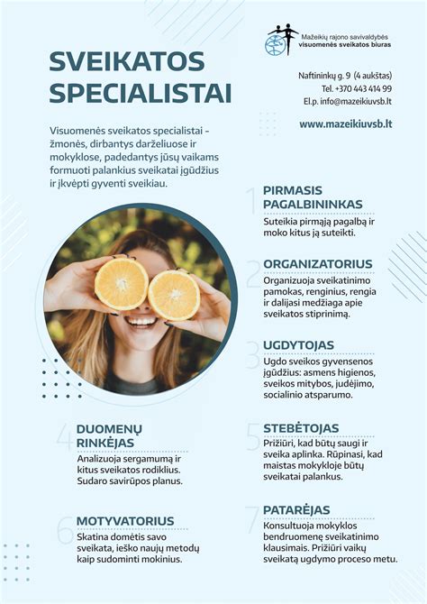 sveikatos priežiūros specialistas konsultuoja vaiką