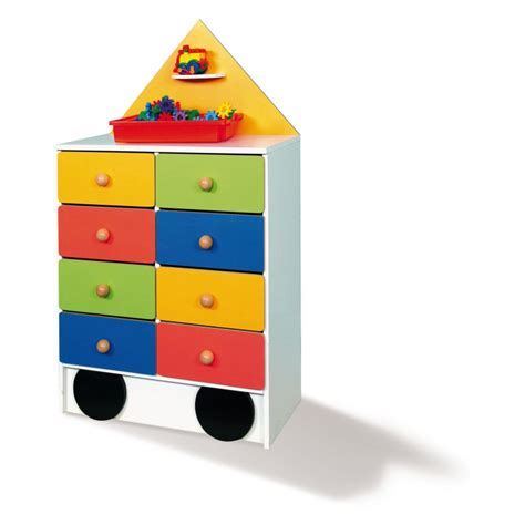 spalvotos vaikiškos spintelės darželio drabužinėje