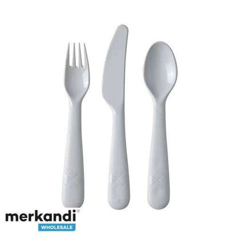 Įvairūs vaikams skirti indai ir įrankiai