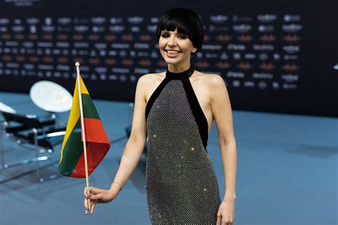 Monika Liu scenoje „Eurovizijoje“ su daina „Sentimentai“
