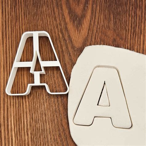 3D spausdinta raidė