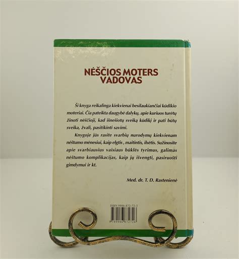 Nėščios moters pilvas su vaisiaus kontūrais