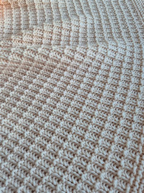 Kūdikio pleduko mezgimo procesas