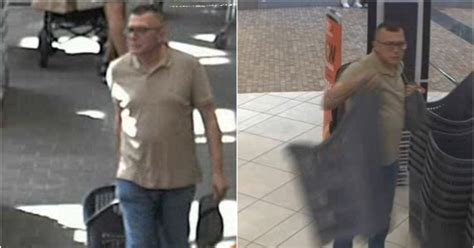 parduotuvės vitrina su žiemos prekėmis