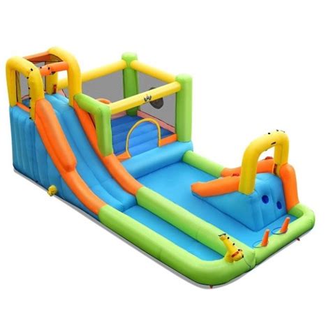 pripučiamas vandens parkas su čiuožykla ir vandens patranka