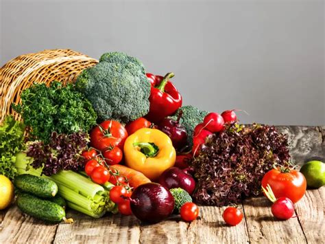 vaikas valgo vaisius ir daržoves