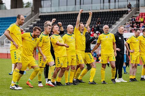 Sporto žurnalistų futbolo komanda 