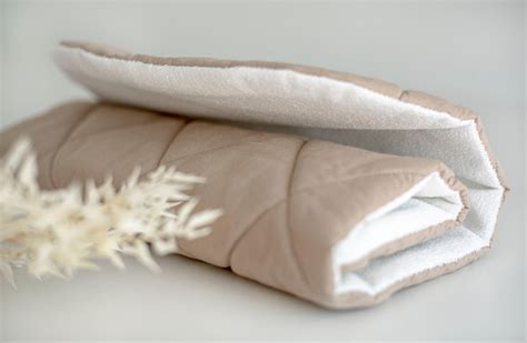 Įvairių spalvų kūdikio vokeliai