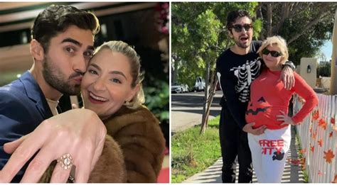 Akušerė ir besilaukianti moteris