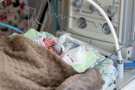 Inkubatorius naujagimių intensyviosios terapijos skyriuje