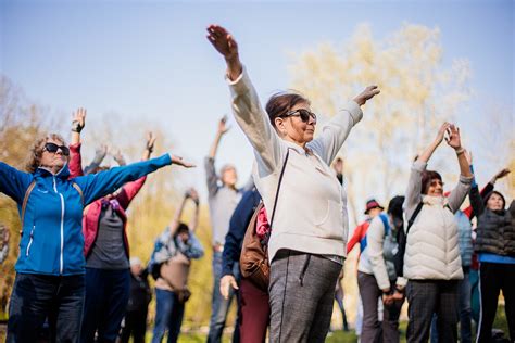 Senjorai, užsiimantys rankdarbiais