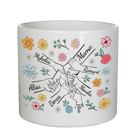 vaikai su auklėtojomis ir augintiniais