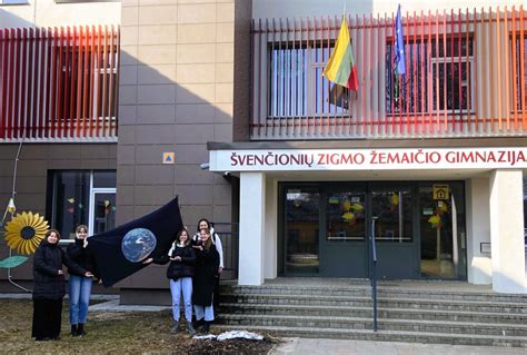 Švenčionių Zigmo Žemaičio gimnazijos pastatas