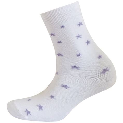 vaikiškos kojinės pagamintos iš skirtingų medžiagų: medvilnės, vilnos, bambuko