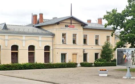 Istorinis Šiaulių dviračių gamyklos pastatas