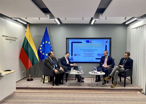 Diskusija apie labdaros misijas Afrikoje