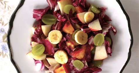 Įvairių vaisių tyrės indelis