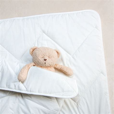 vaikiška antklodė su kosmoso tema