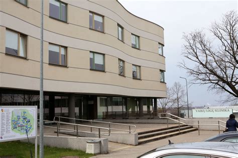 Policijos pareigūnai ir vaiko teisių apsaugos tarnybos darbuotojai