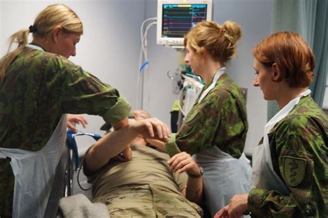 Kariai dalyvauja specialioje operacijoje