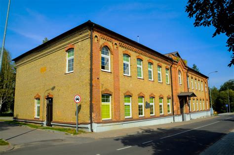 Istorinis mokyklos pastatas