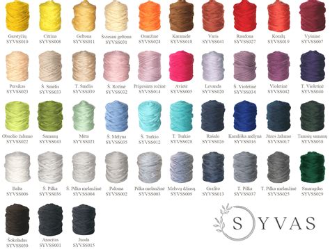 Įvairių spalvų ir tekstūrų siūlų paletė