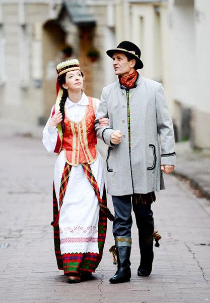 Aukštaitijos tautinis kostiumas