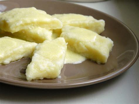 ryto saulė ir virti varškėčiai